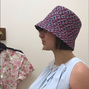 Meet your Posher, Carter